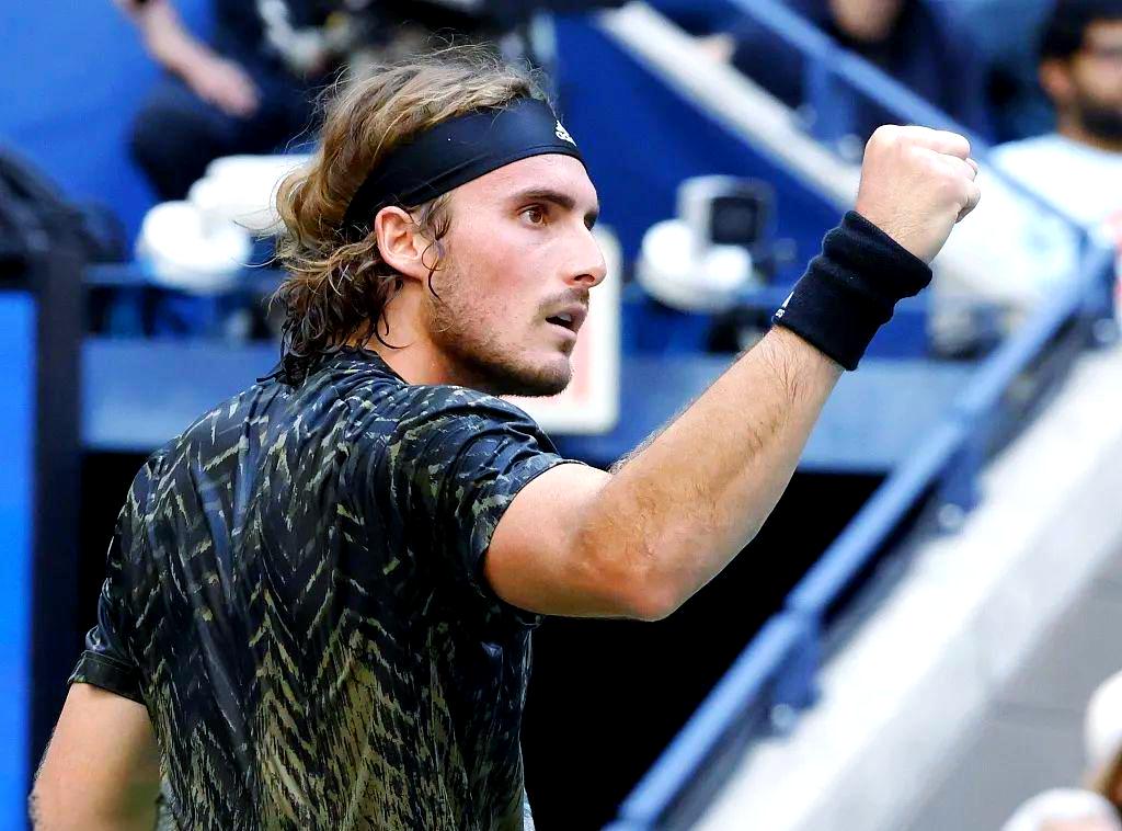 西班牙网球队爆冷美国网球队，西西帕斯绝境逆转的简单介绍