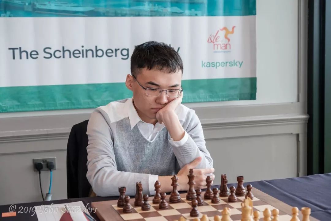 英格兰队逆转波兰队,王皓点燃赛场的简单介绍 英格兰队逆转波兰队,王皓点燃赛场的简单介绍